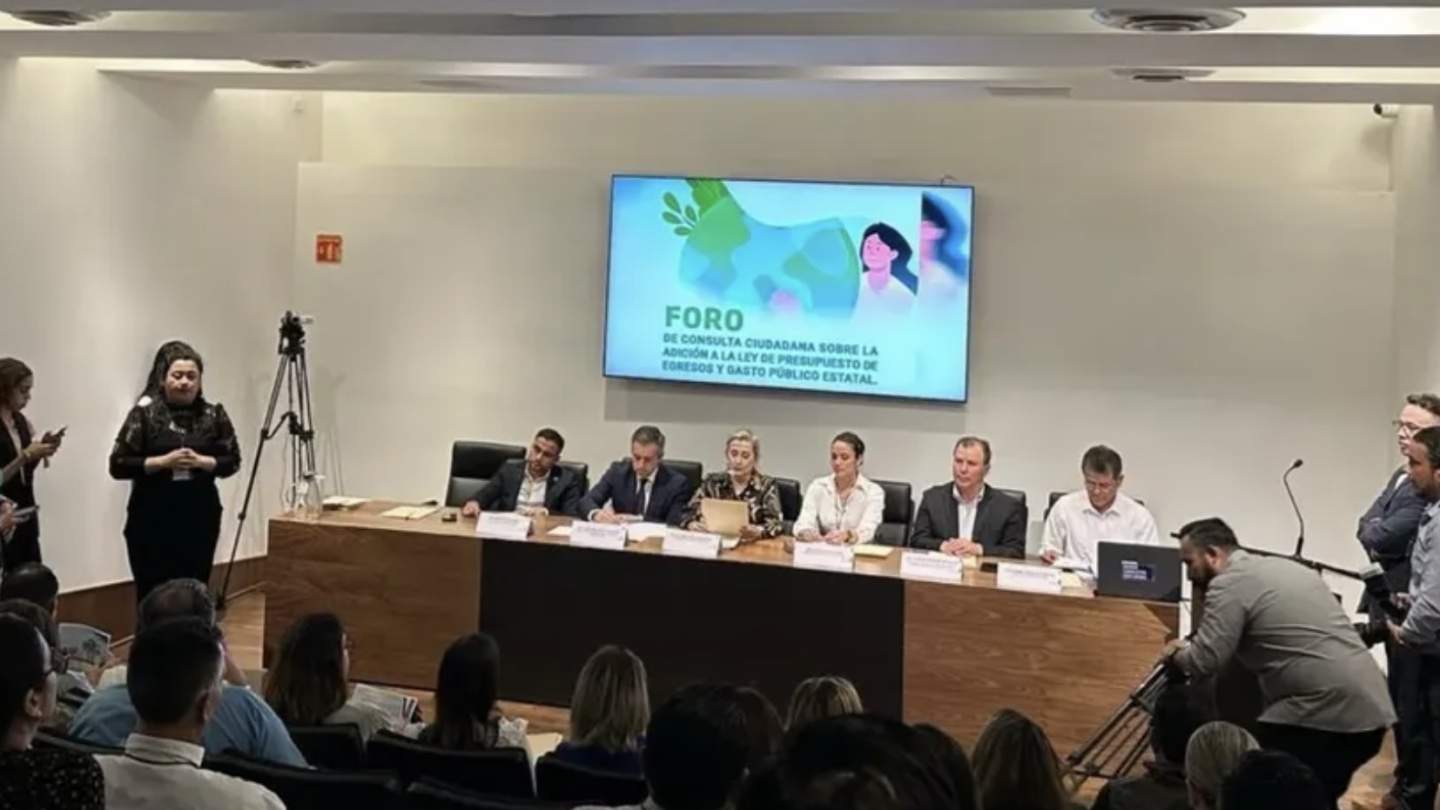 Foro de Consulta Ciudadana referente a la "Iniciativa con Proyecto de Decreto que adiciona un último párrafo al artículo 8 de la Ley de Presupuesto de Egresos y Gasto Público Estatal"