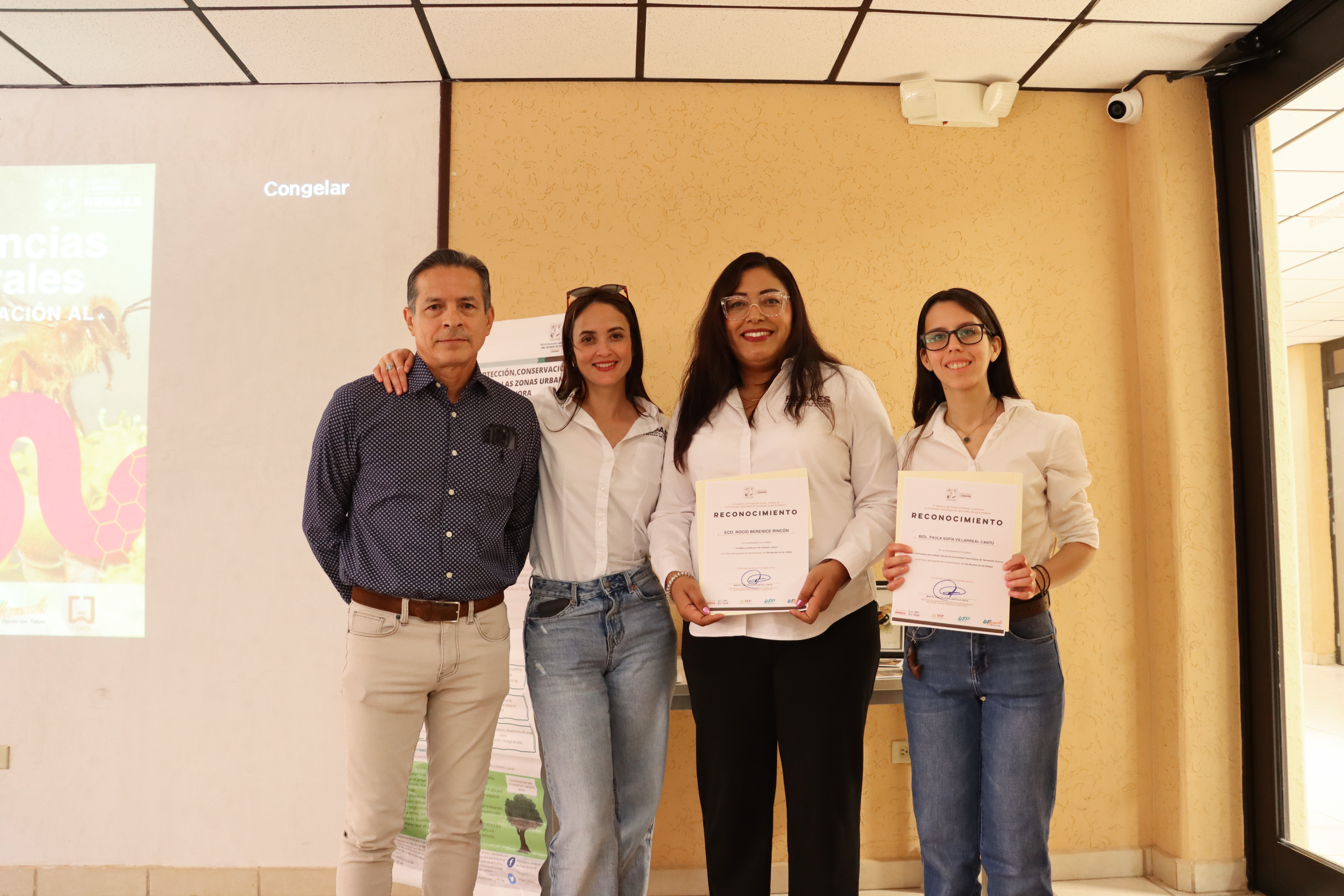 Conmemoramos el Día Mundial de las Abejas con la inauguración del Jardín Polinizador para Abejas Nativas en UTH