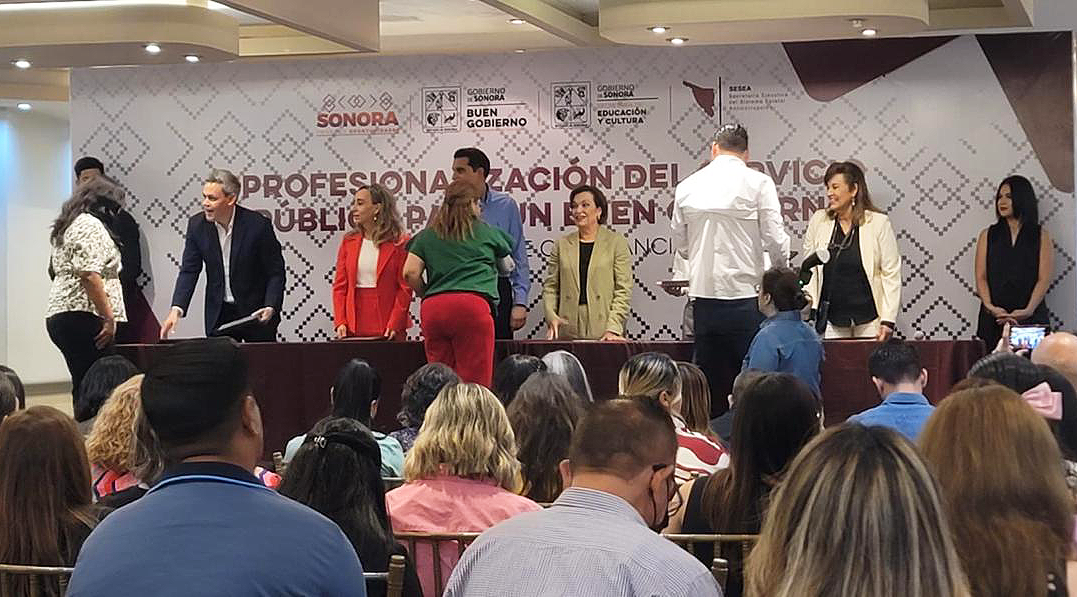 Ceremonia de entrega de constancias de participación